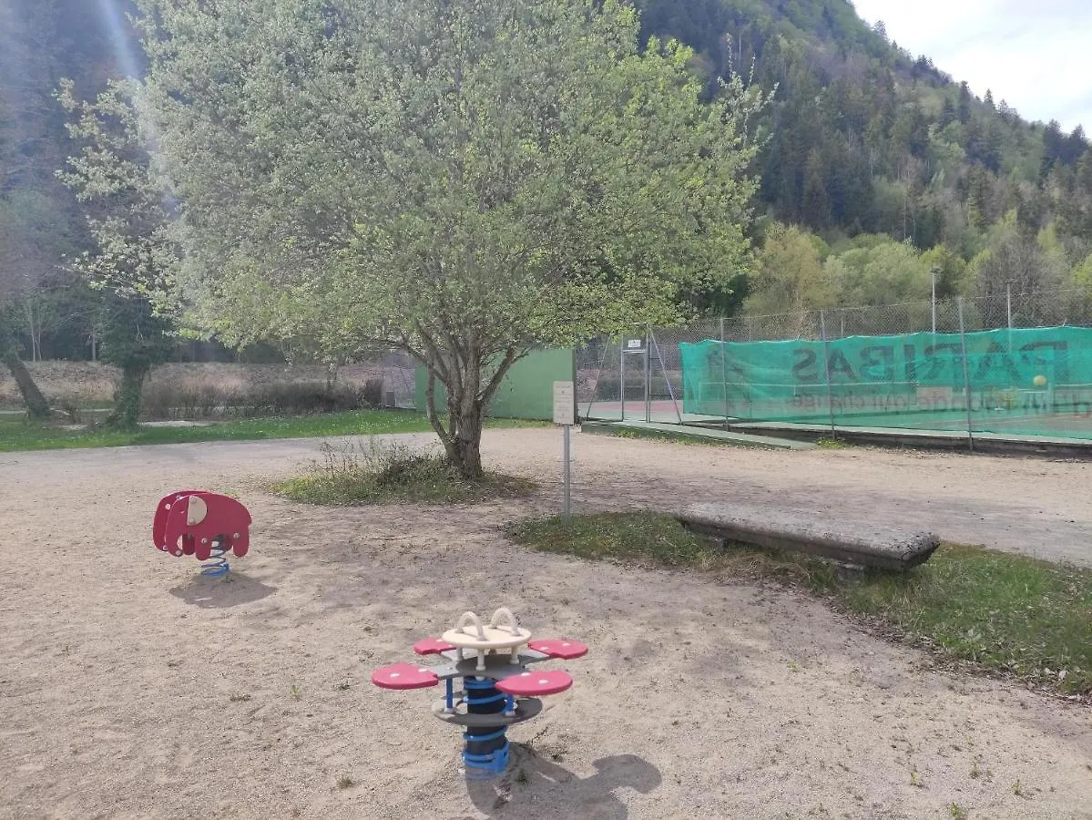 Campsite Olydea Camping Le Signal - Nantua Hotel