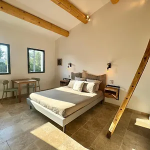 Mas Campau Couette-café Fontvieille